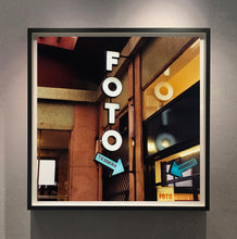 Load image into Gallery viewer, A vintage neon sign outside of a Foto Studio in Milan.