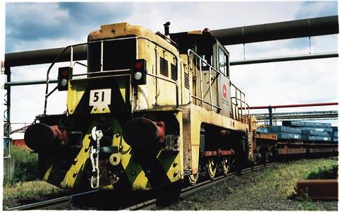 Locomotive 51 approaching Soaker Bay, Bloom&Billet Mill, Scunthorpe 2007